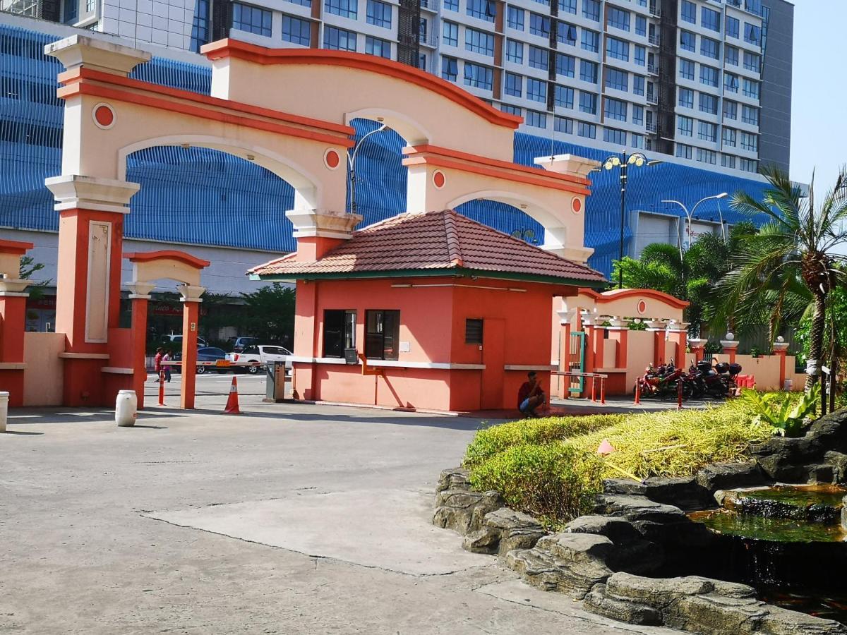 Marina Court Kk City Homestay Кота-Кинабалу Экстерьер фото