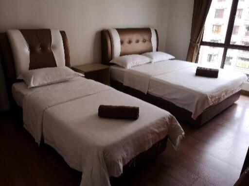 Marina Court Kk City Homestay Кота-Кинабалу Экстерьер фото